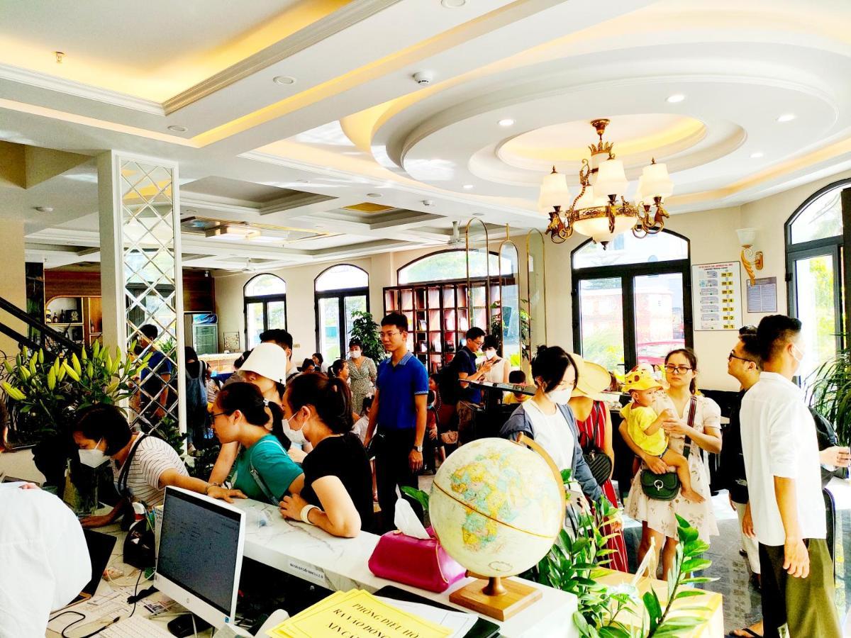 Halong Lavender Hotel Ha Long Esterno foto